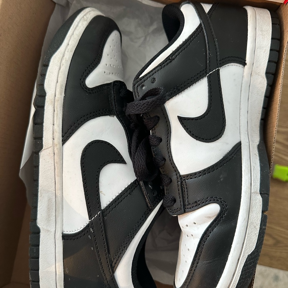 Nike Dunk Low Panda •Classic Black and White - Picture 2 of 3